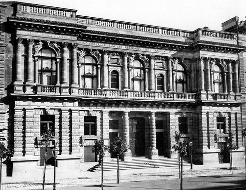 Műcsarnok, Lang Adolf, épitész [Fénykép] = Palais de l'exposition des arts, Mr. Adolphe Lang, archit...