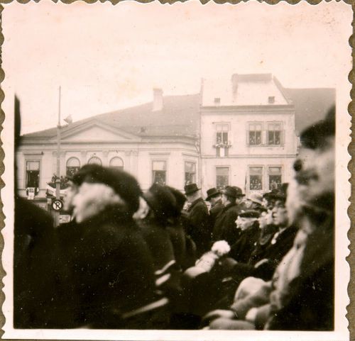 Kassai bevonulás 1938 :A kormányzói tribün[fénykép] /Shvoy Kálmán