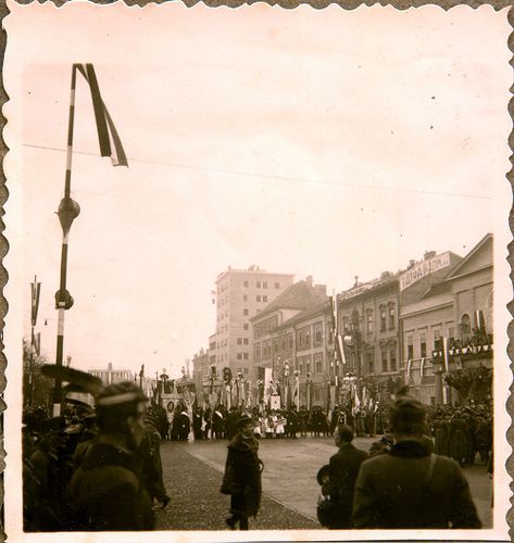 Kassai bevonulás 1938 :Egyletek felvonulása[fénykép] /Shvoy Kálmán