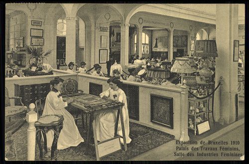 Exposition de Bruxelles 1910. Palais des Travaux Féminins, Salle des Industries Fémminines