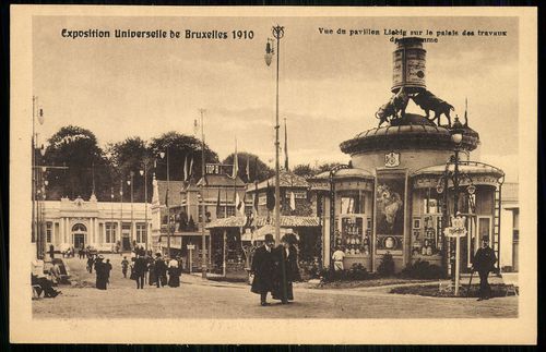 Exposition Universelle de Bruxelles 1910. Vue du pavillon Liebig sur le palais des travaux de