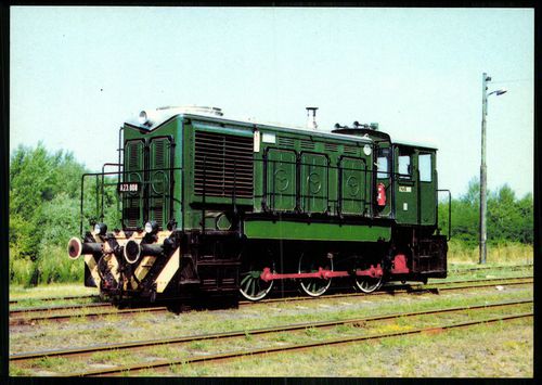 A Tiszai Erőmű Rt. A23.008 psz. DHM 2-3 gyári jelű dízelhidraulikus tolatómozdonya Tiszaújvárosban, ...