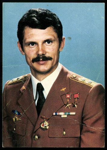 Farkas Bertalan alezredes; Az első magyar űrhajós Szovjet-Magyar közös űrrepülés 1980