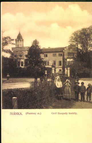 Ivánka (Pozsony m.); Gróf Hunyady kastély