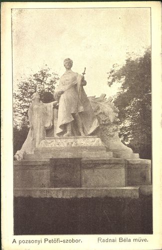 A pozsonyi Petőfi szobor. Radnai Béla műve