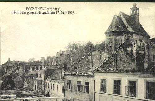 Pozsony (Pressburg) nach dem grossen Brande am 17. Mai 1913.