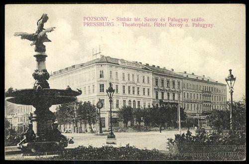 Pozsony Színház tér. Savoy és Palugyay szálló